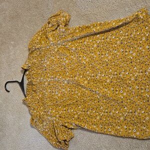 Mustard foral top